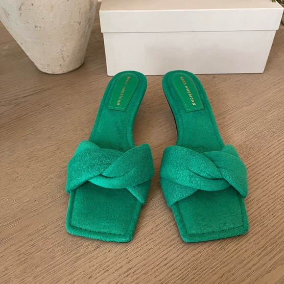 Good American Terry Kickstand Mules - Green Terry - Picture 5 of 8